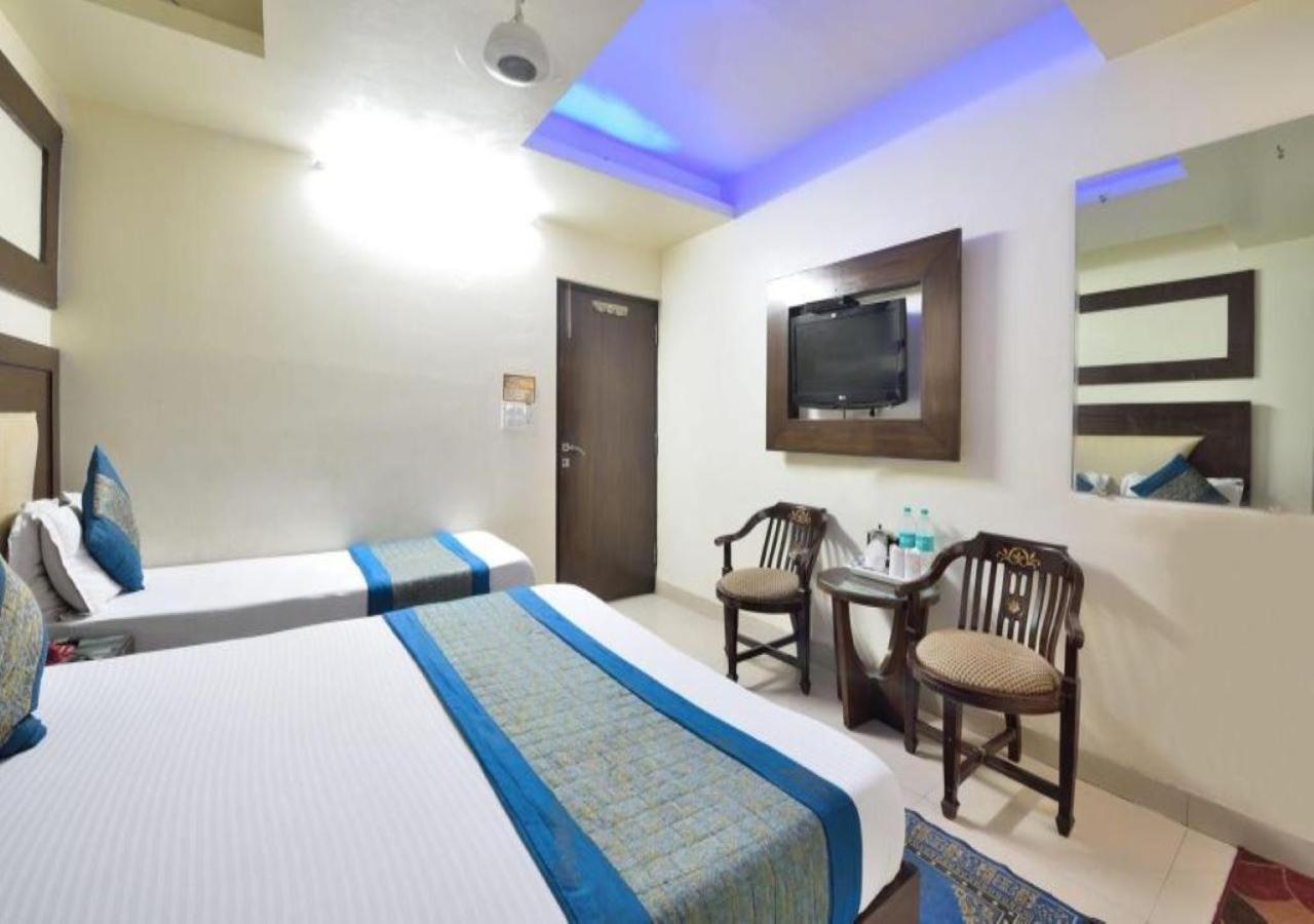 Family Spot Hotel นิวเดลี ภายนอก รูปภาพ