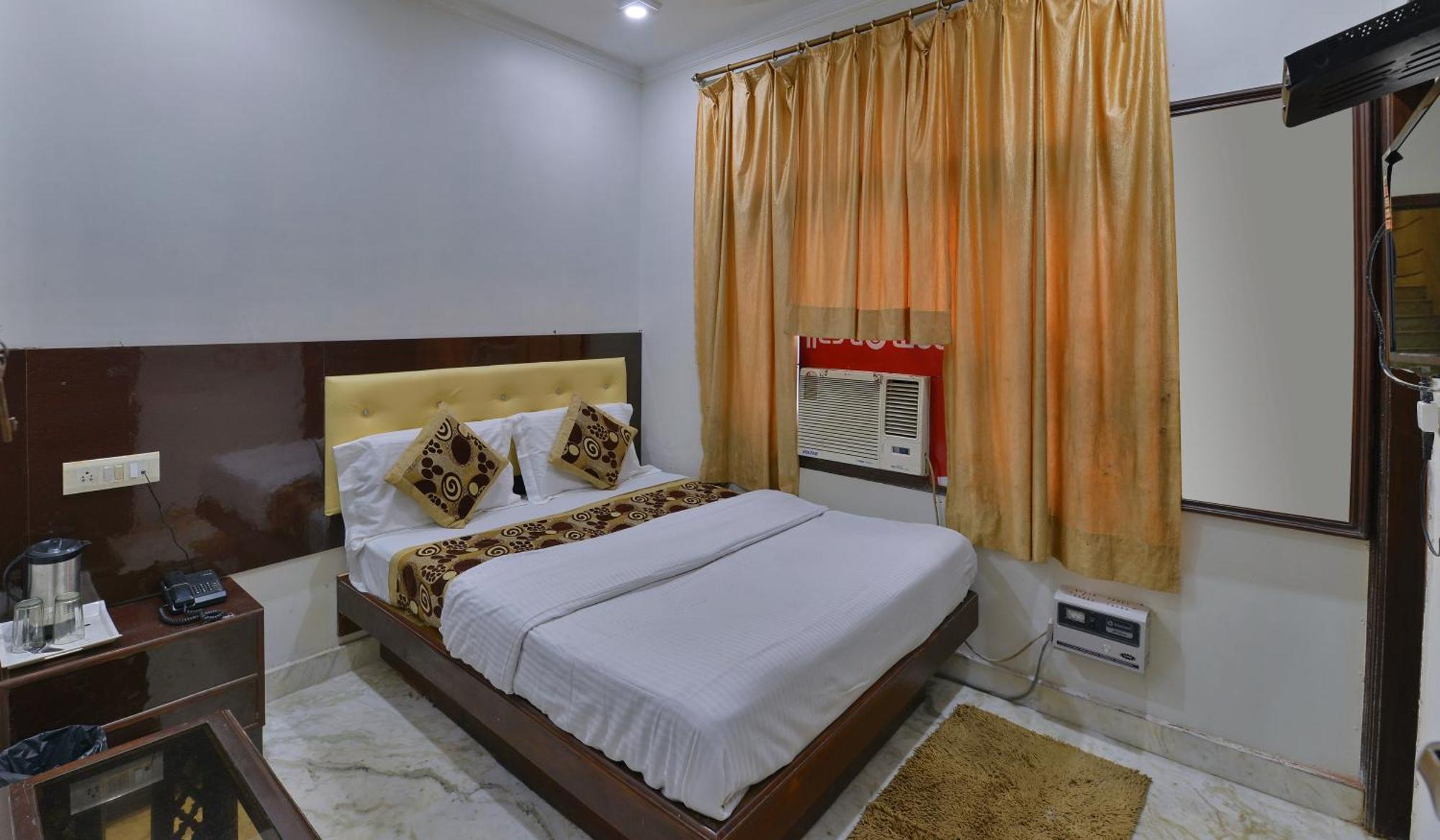 Family Spot Hotel นิวเดลี ภายนอก รูปภาพ